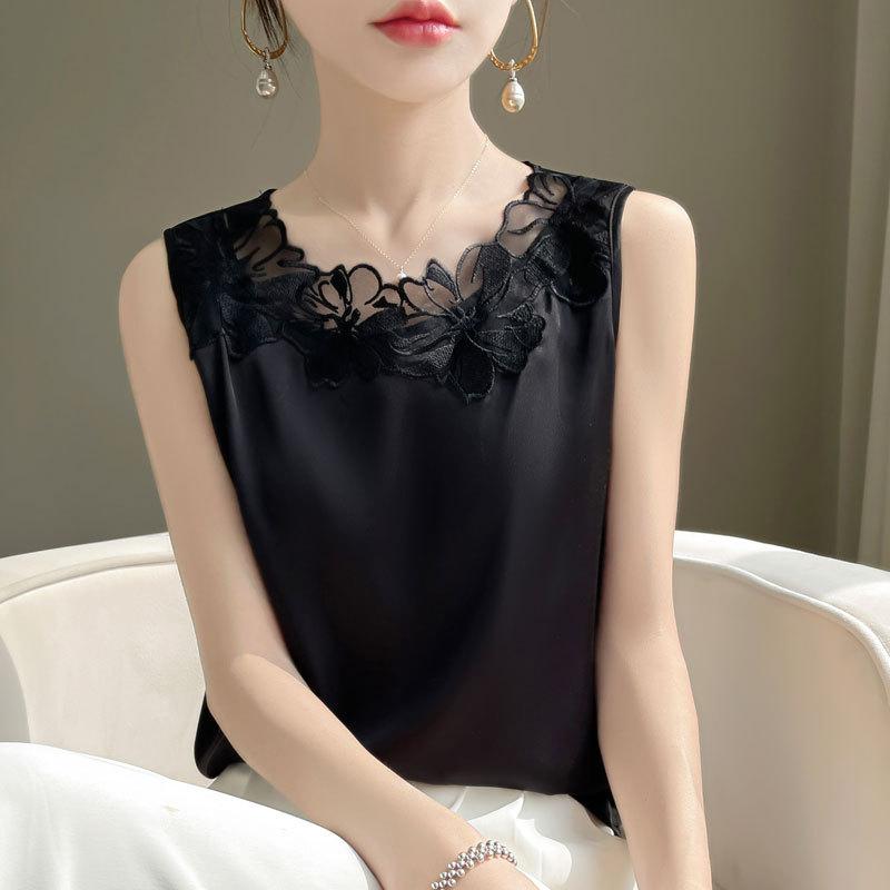 

Suspender vest women s imitation silk outer wear suit design sense satin summer new bottom round neck inner top XXXL чорний
