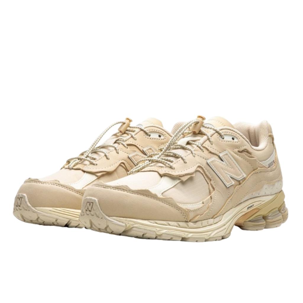 New Balance 2002R Protection Pack Sandstone