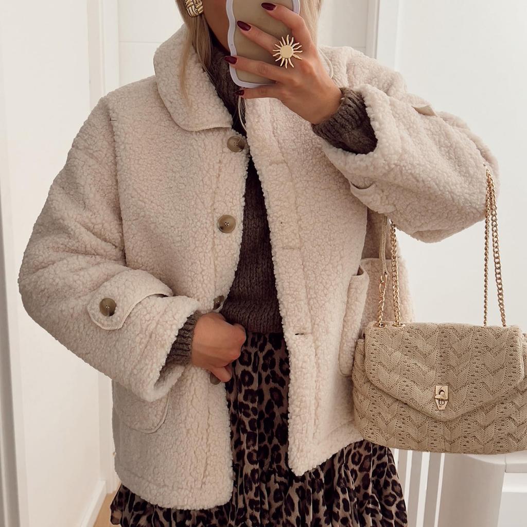 Ladies' Fashionable Solid Color Long Sleeved Loose Warm Collar Button Jacket