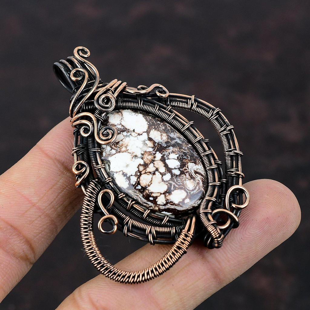 Pandantiv cal sălbatic cu magnezit, sârmă de cupru înfășurată, pandantiv lucrat manual, bijuterii de designer, pandantiv cu piatră prețioasă, bijuterii din cupru, cadou de Ziua Mamei