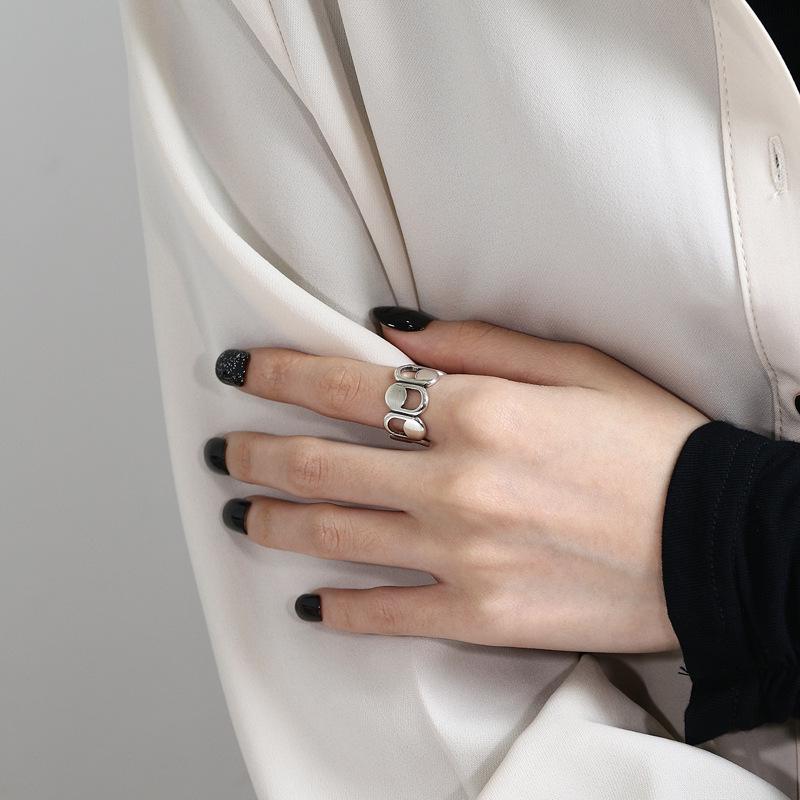 S925 Sterling Silver Retro Thai-Style Hollowed Blackened Ring for Women - High-End European Style