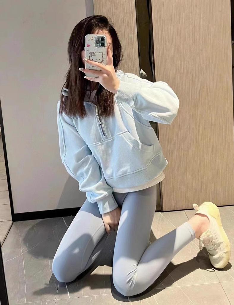 Sweter damski Lulu z półgolfem: Codzienny plus aksamitny pulower jesienno-zimowy z półzamkiem.