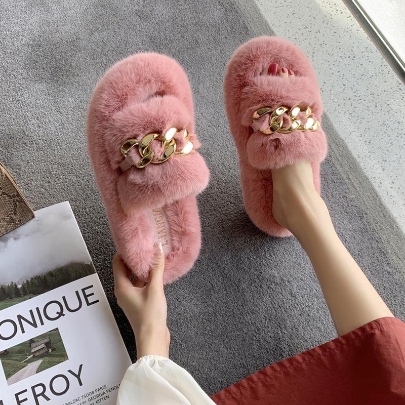 Thick-soled Mao Mao slippers women's outer wear 2025 new autumn and winter Mao Mao shoes home chain stepping on shit feeling one-word cotton drag