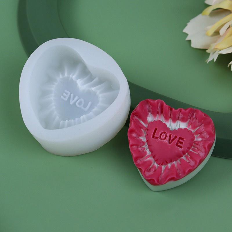 Heart Shaped Silicone Mold Handmade Chocolate Mousse Cake Baking Mold DIY Aromatherapy Candle Mold Valentine's Day Gift Decor