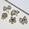 Fashionable Brooches for Woman Shiny Rhinestone Alloy Flower Decorative Brooch Women's Blouse Accessories