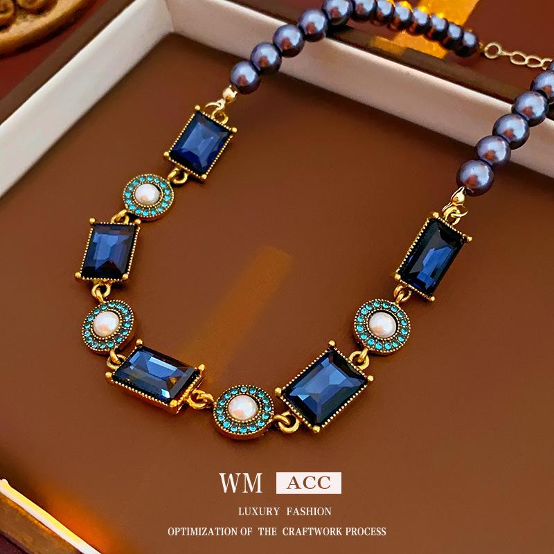 Vintage Necklace with Inlaid Diamonds & Square Pearls - Retro High-End CollARBONE Chain Accessory