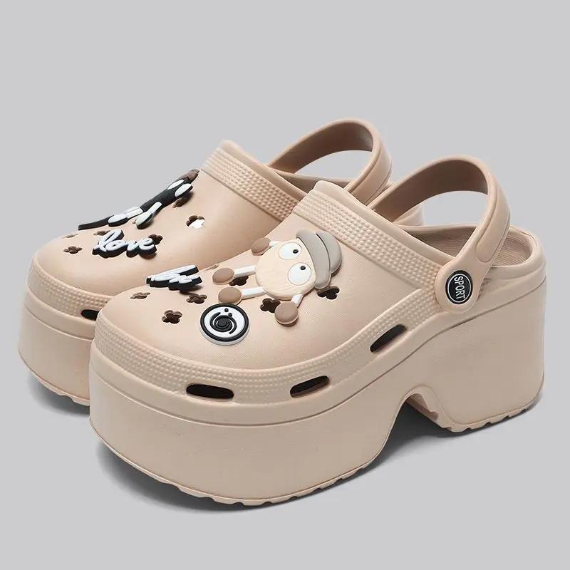Fashion Women Slippers Platform Metal Decoration Sandals Wedges Shoes Outdoor Clogs Thick Sole Slipper Ladies Flip Flops Garden Shoes