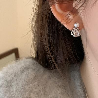Light Luxury High-End Pearl Zircon Stud Earrings Women'S Retro Elegance Personality Fashion Temperament Simple Versatile Earrings Earrings