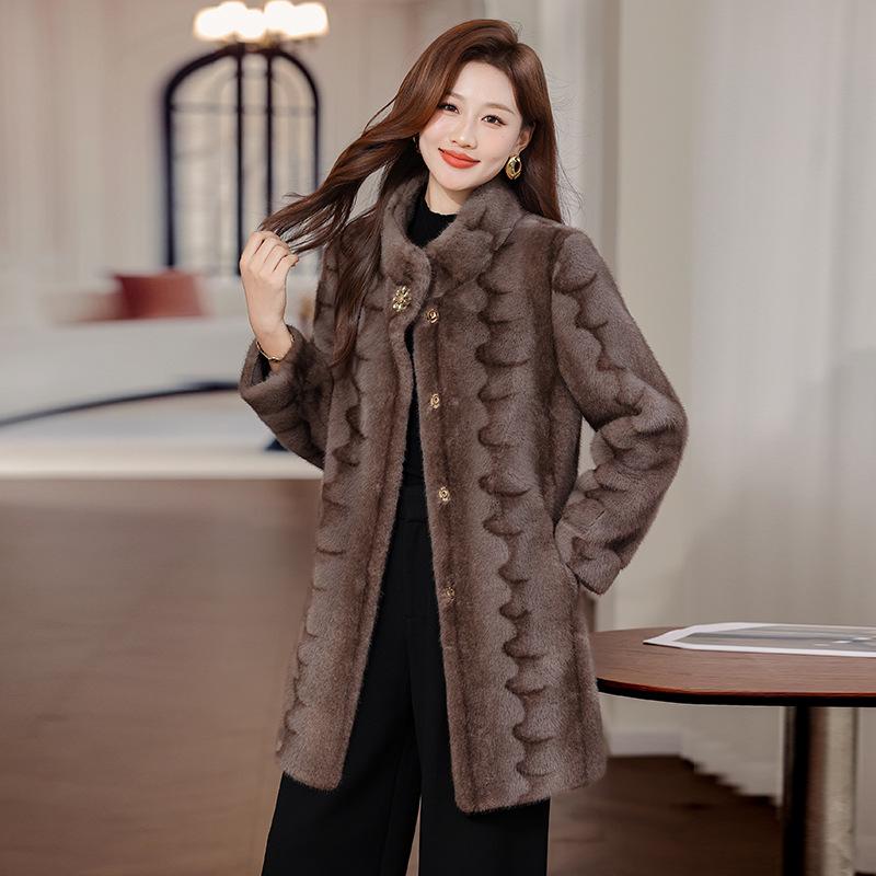 Mid-Length Fur-Lined Winter Coat for Women 50+ – Warm Mink Velvet Jacket