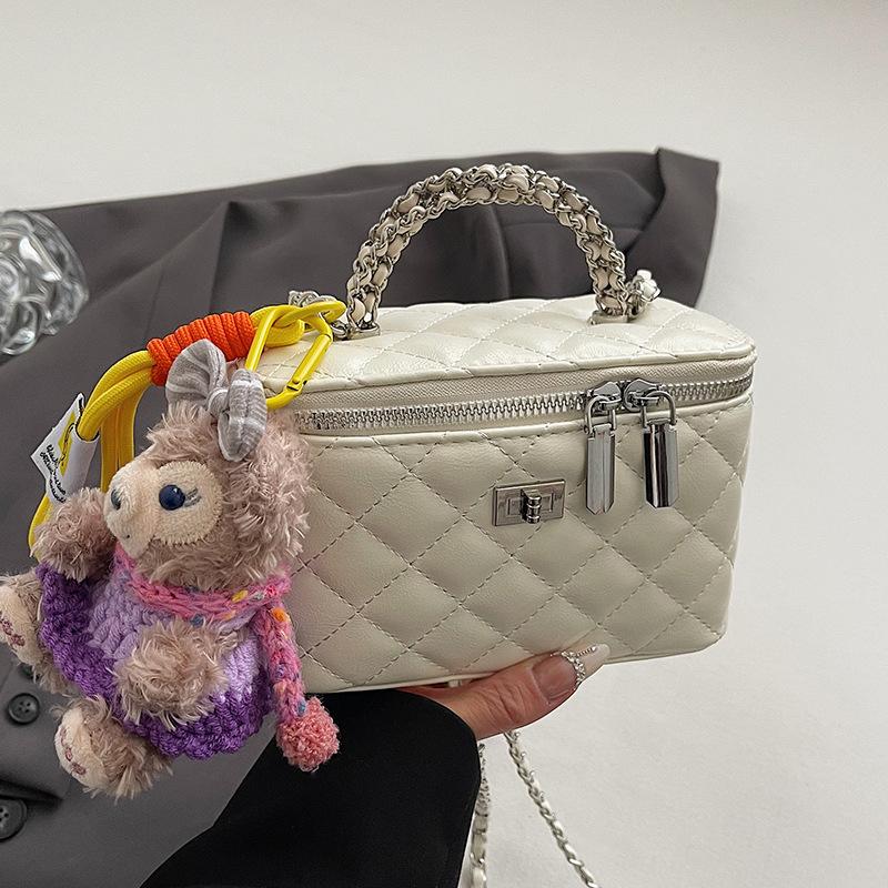 2025 New Korean Version of Casual Fashion Temperament Portable Box Bag Versatile Super Fire Temperament Commuter Chain Messenger Bag