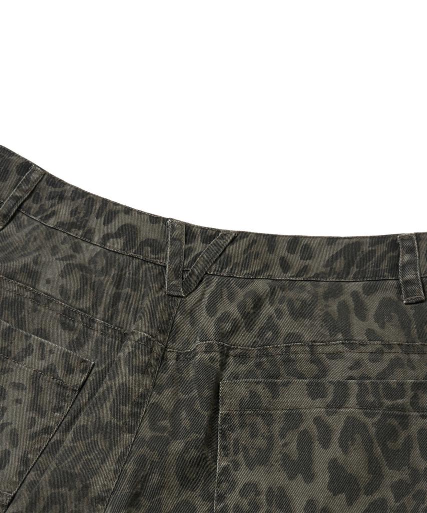 BROWNBREATH Tag Leopard Bermuda-Shorts - Schwarz