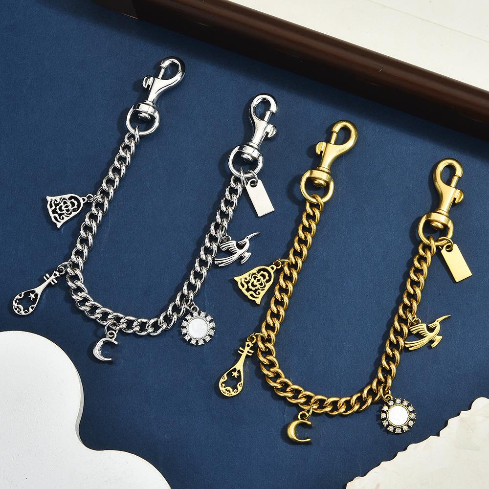 Vintage Niche Carved Chain