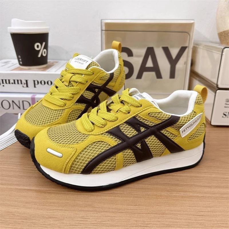 Summer Women's Shoes New Breathable Mesh German Training Shoes Women's Korean Version Versatile Flat Low-top Sports Shoes Casual Forrest Gump Shoes