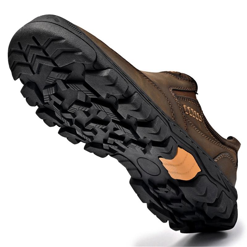 Hand Stitched Male's Leather Hiking Boots Outdoor Sneakers Walking Shoes Antiskid Travel Trainers Men's Slip On Shoes