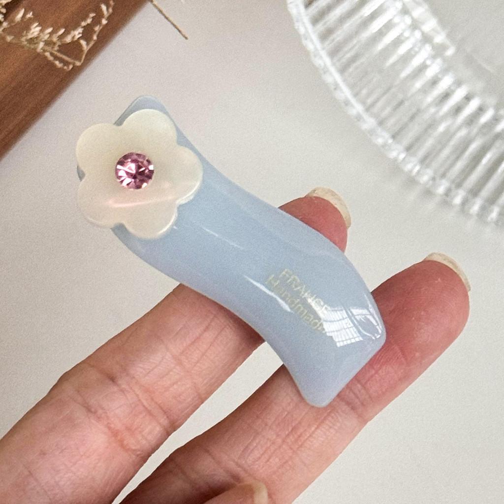 Pattern Contemporary Floral Hair Claw Clip Highend Acetate Material With Elegant Rhinestones Perfect For Women