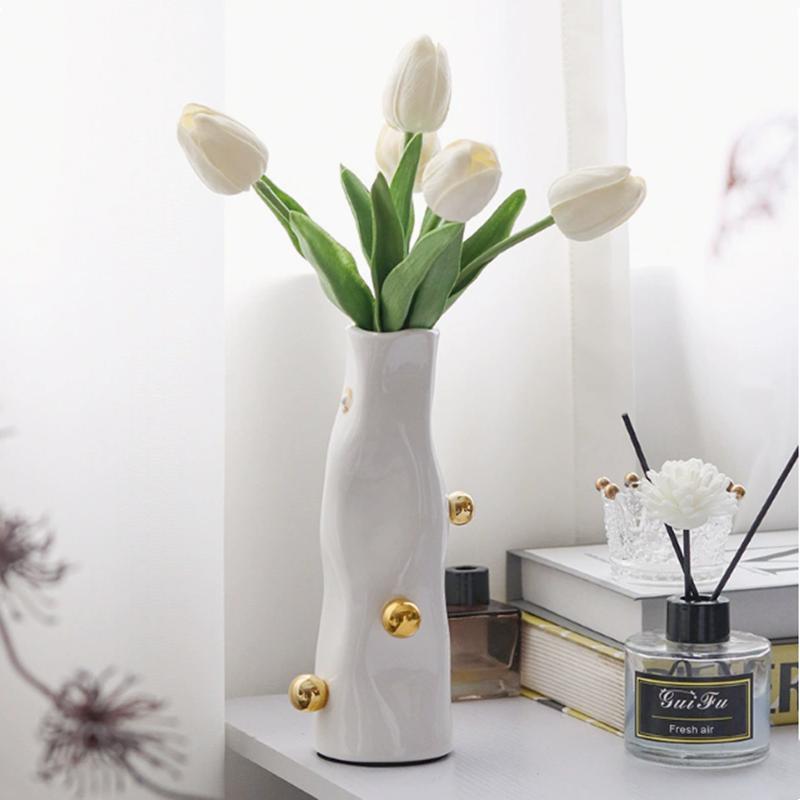 Resin Vase, Abstract Art, Twisted, Shaped Vase, Living Room and Dining Table Flower Arrangement, Home Decoration Ornament