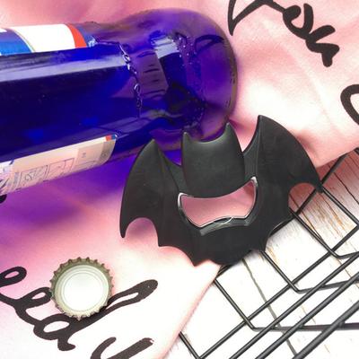 1PC Bat Shaped Bottle Opener Creative Kitchen and Home Furnishings Silicone Bottle Opener Refrigerator Sticker Halloween Christm