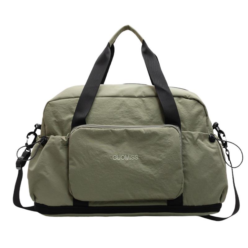 Große, faltbare Reisetasche für Damen mit Nass-/Trockentrennung - Ideal für Kurztrips, Fitnessstudio und Geschäftsreisen.