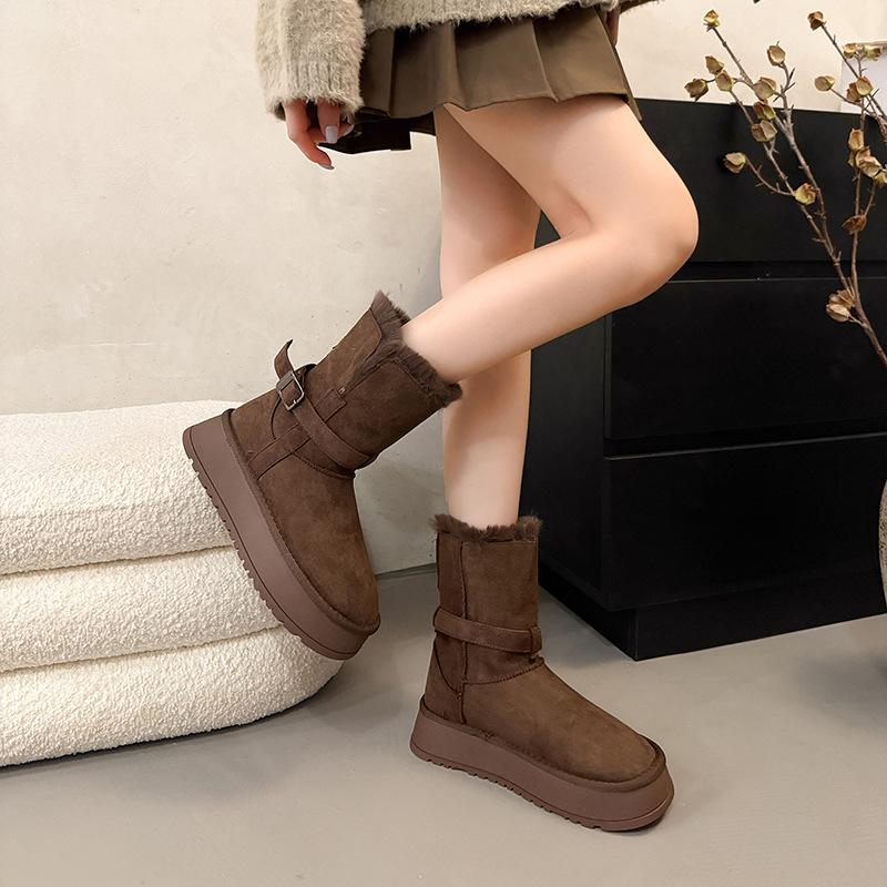 

Бархатные ботинки на толстой подошве с увеличением высоты для женщин 2025 осень-зима новая утолщенная средняя труба две носки пряжка ремня теплые хлопковые туфли тренд 40 темно-коричневого