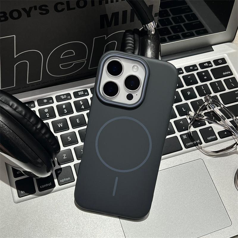 Ultrathin Magnetic MagSafe Phone Case for iPhone 16 Pro Max 15 14 13 12 11 Pro Max Wireless Charging Matte Hard PC Armor Cover