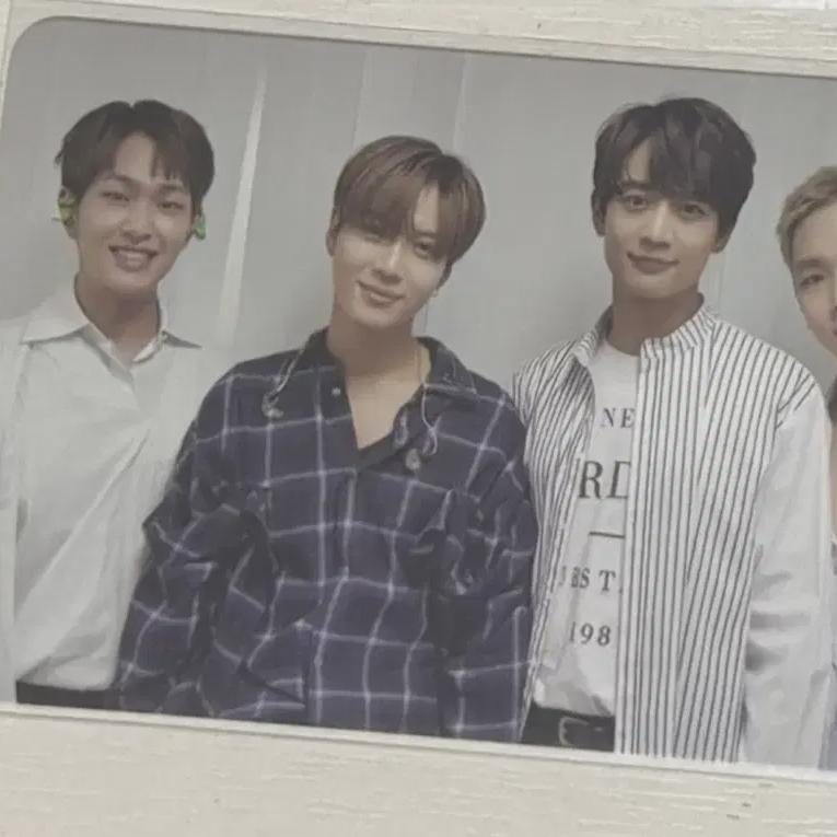 

Shinee Group Photocard