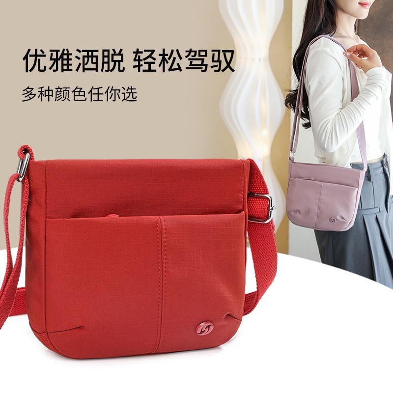 Casual Shoulder Bag New Candy Color Women's Messenger Bag Stylish and Simple Messenger Bag Large Capacity Anti-splashing Cloth Bag