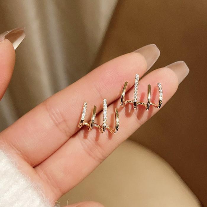 Kolczyki sztyfty Niszowe Kolczyki z charakterem Modne Lekki Luksus Cool Kobiety Wykwintne Retro Klipsy do uszu