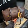 Large capacity shoulder bag women's 2025 new trendy autumn and winter retro fashion commuter tote bag hand bag