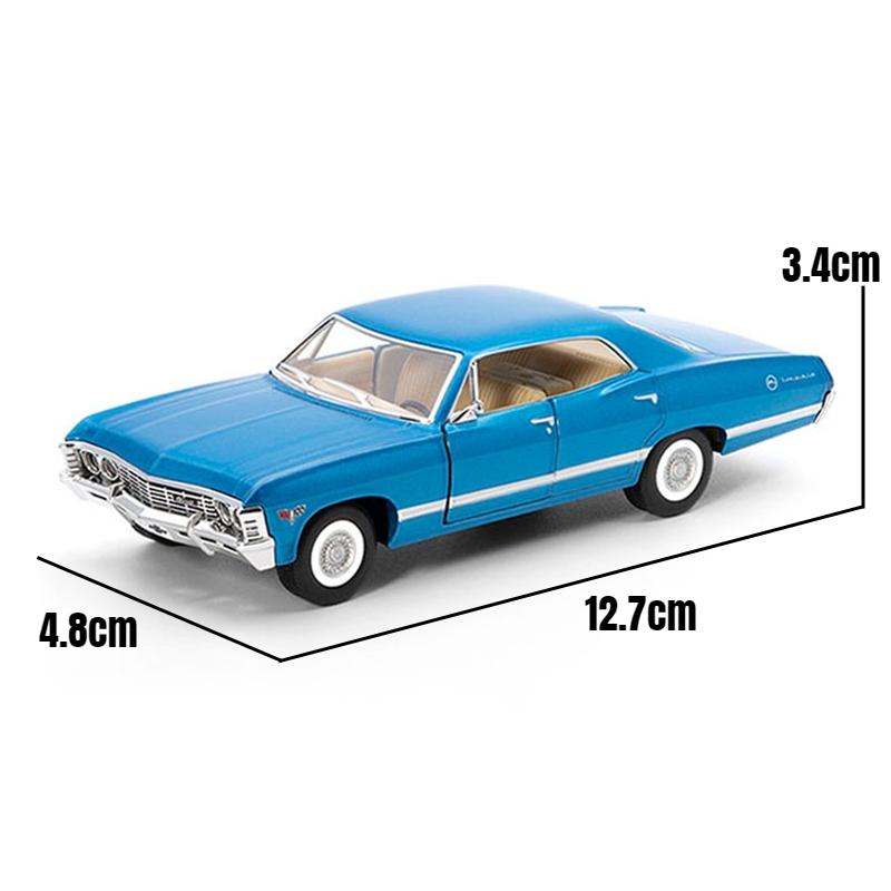 KiNSMART Модель Іграшкового Автомобіля 1/43 Chevrolet Impala 1967 Класична Лита Мініатюра З Заводом Назад Колекція Подарунок Для Дитини Хлопчика