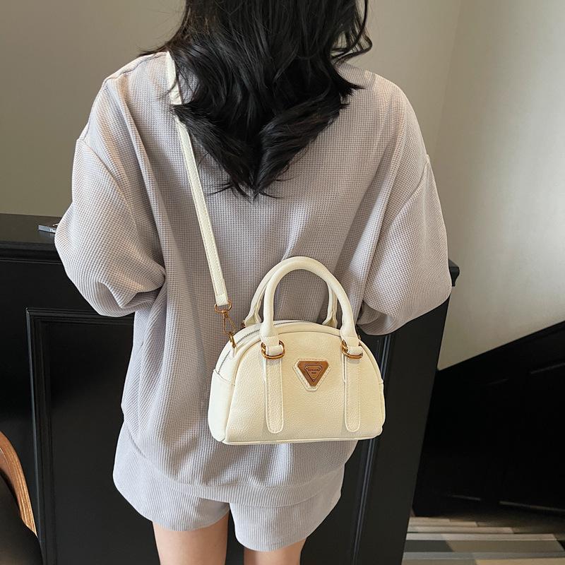 Trendig Bärbar Skalväska Dam Premium Pendlar Axelväska Lycheemönster Mångsidig Messenger-väska