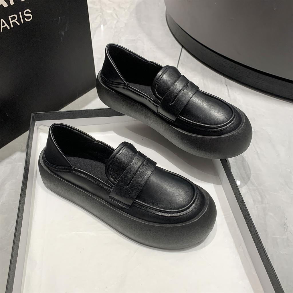 Lässige tägliche Schwesternschuhe 2025 Frühling und Herbst Ein-Pedal weiche Sohle keine müden Füße bequeme Plateau-Einzelschuhe Damen