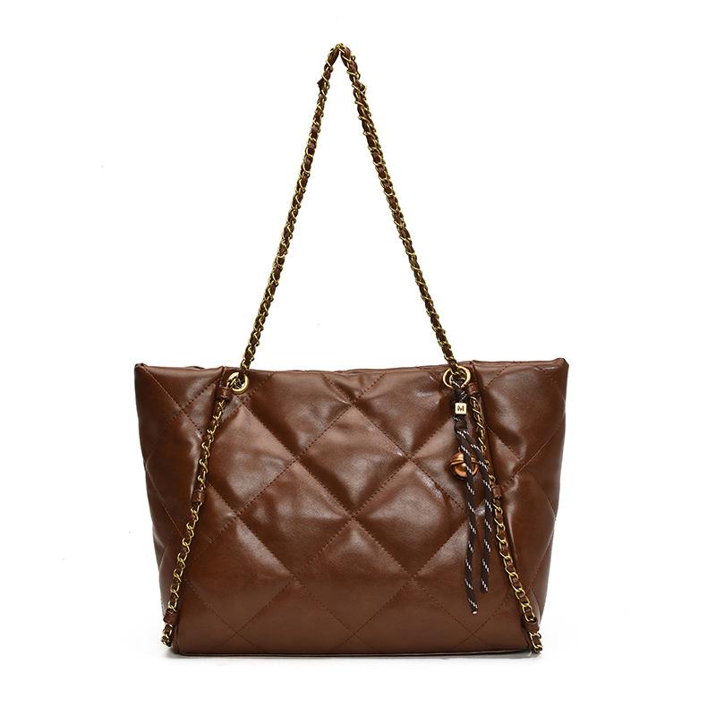 Wholesale fashion high sense Korean diamond large capacity tote bag commuter versatile chain shoulder tote bag