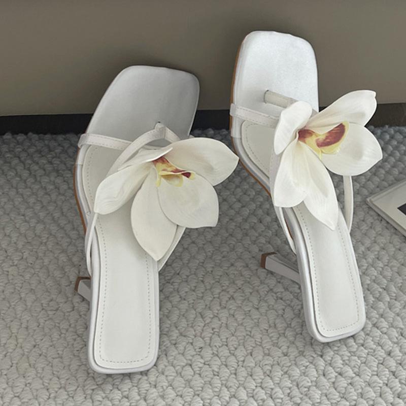 Móda Liyke Módní Orchidej Květina Čtvercová Špička Párty Plesové Pantofle Pro Ženu Mules Boty Růžový Satén Klip Na Nízkém Podpatku Plážové Žabky