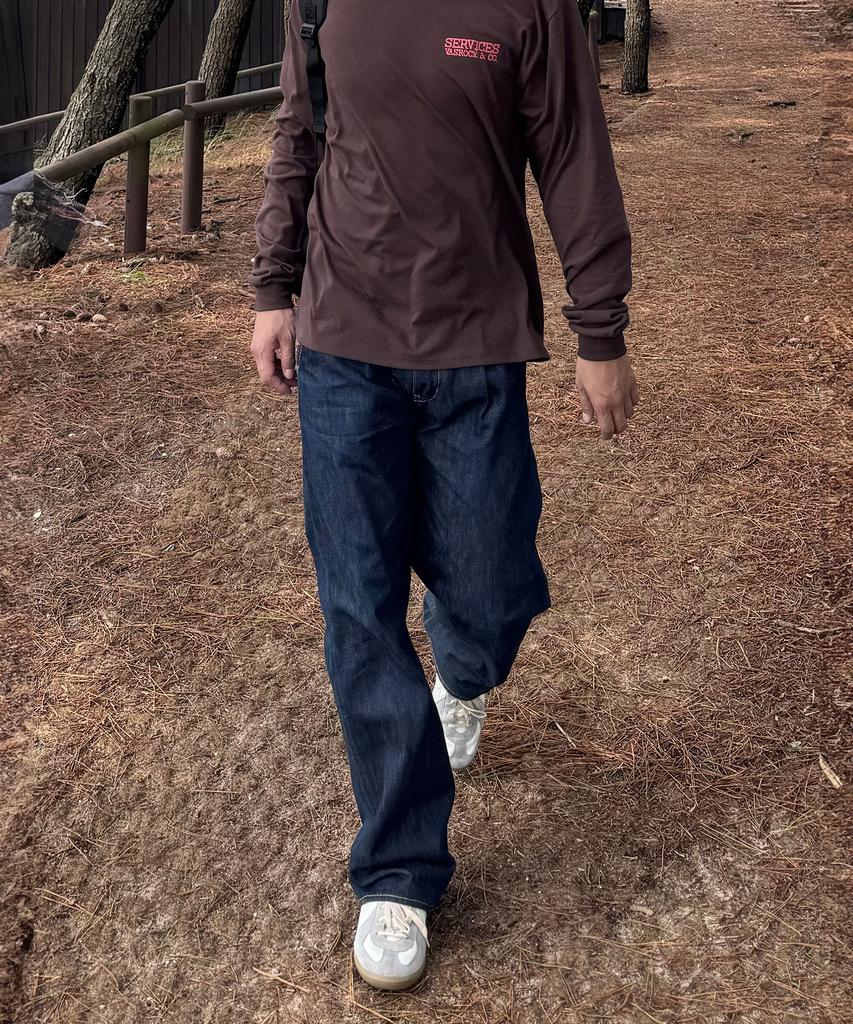 VASROCK Slogan Long Sleeve Maple