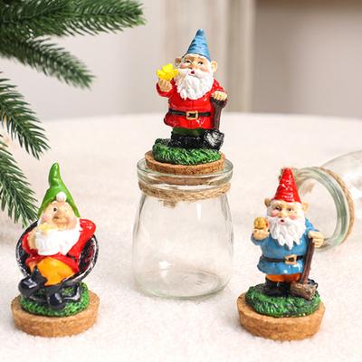 Noel Şekerleme Kavanozu Kapaklı Şeffaf Cam Kavanoz Reçine Cüce Noel Baba Heykeli Mini Atıştırmalık Kavanozu Mutfak Masası Katmanlı Tepsi Dekorasyonu Parti Malzemeleri