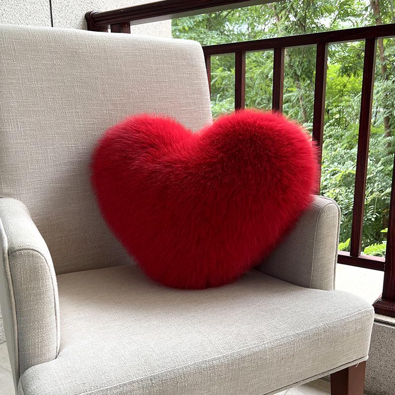 Heart-Shaped Faux Fur Throw Pillow - Plush Sofa Cushion, Cute Gift for Girlfriend, Living Room Decor