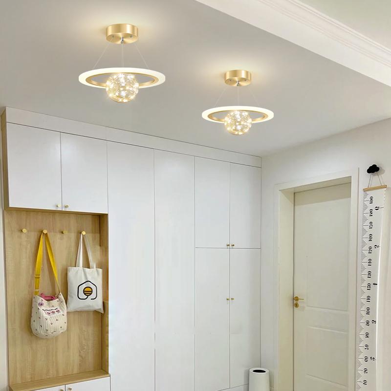 Nordic LED Lampy sufitowe do korytarzy Nowoczesne oświetlenie domu Montowane na powierzchni do sypialni, salonu, korytarza Lampy balkonowe Luster