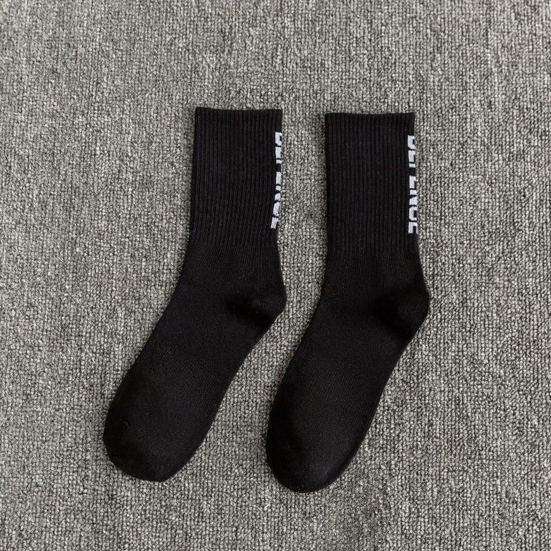 

Мужчины Сохраняют Тепло Осенью и Зимой с Модными Кольцами для Волос Толстое Махровое Дно Спортивные Длинные Носки 1 pair чёрный/белый