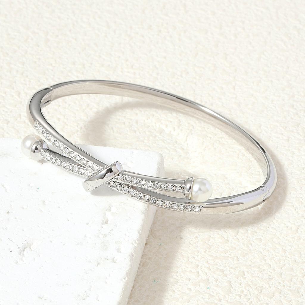 Light Luxury Niche Design Sense Diamond Bracelet Small Fresh Personality Temperament Bracelet Simple Fashion Jewelry