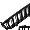 BMW 3 E90 / E91 04-09 SEDANAS / KOMBI grotelės tarp priekinių žibintų (inkstai) kairės + dešinės komplektas JUODAS BLIZGUS Dvigubos juostelės, lenkta šonkaulėta