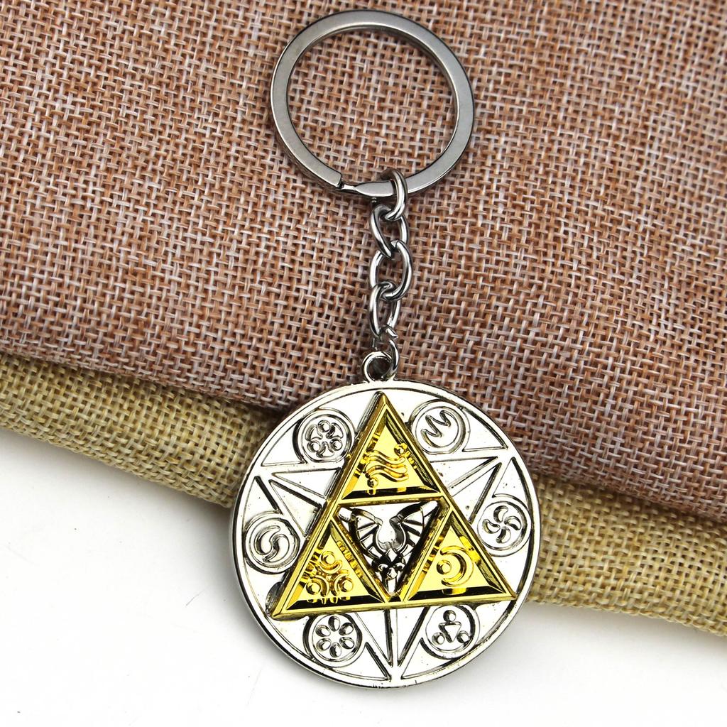 The Legend of Zeldas Pendant Keyring for Men Women Vintage Triforce Triangle Amulet Key Chain Cosplay Party Jewelry Gifts