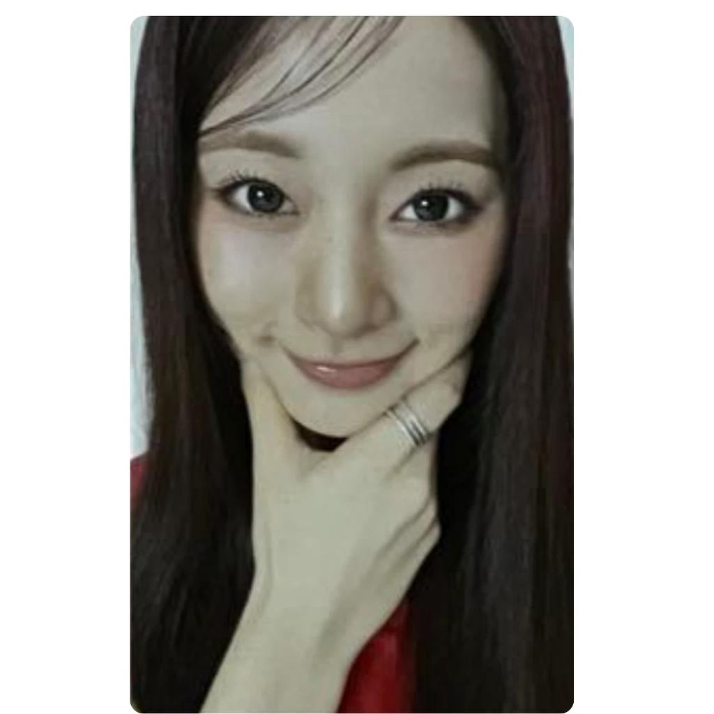 TWICE CARD FOTO SEZONUL SALUTĂRILOR 2026 OFICIAL JYP Fani