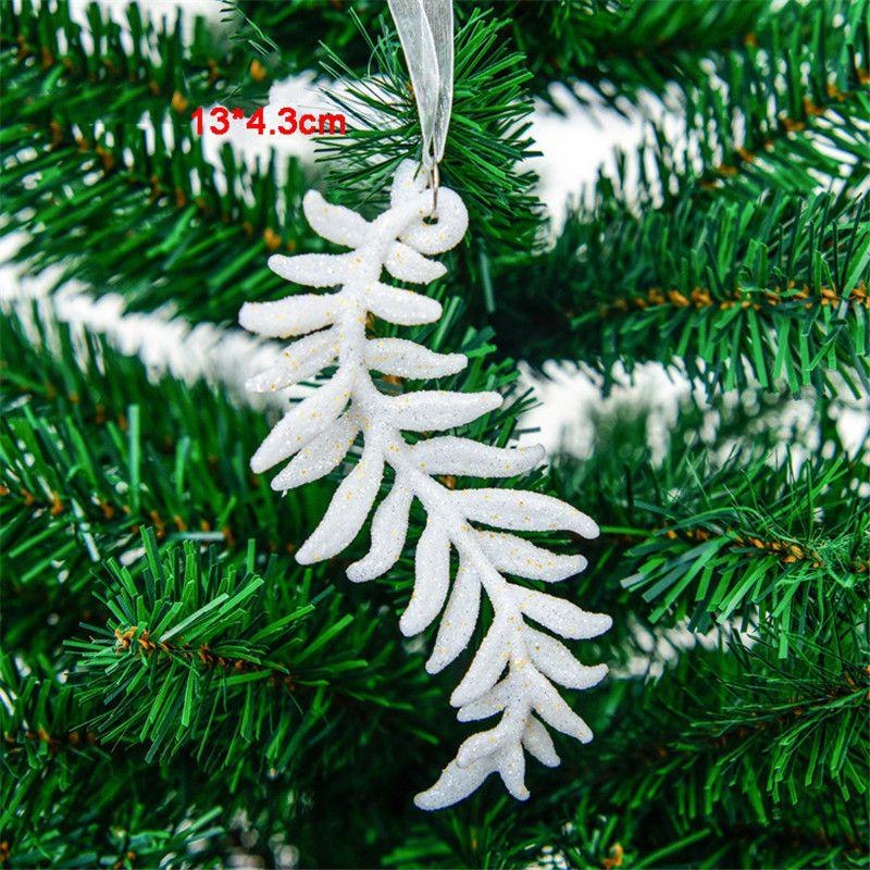 Elegant Christmas Tree Pendant Set With Shimmering Reindeer And Snowflake Baubles