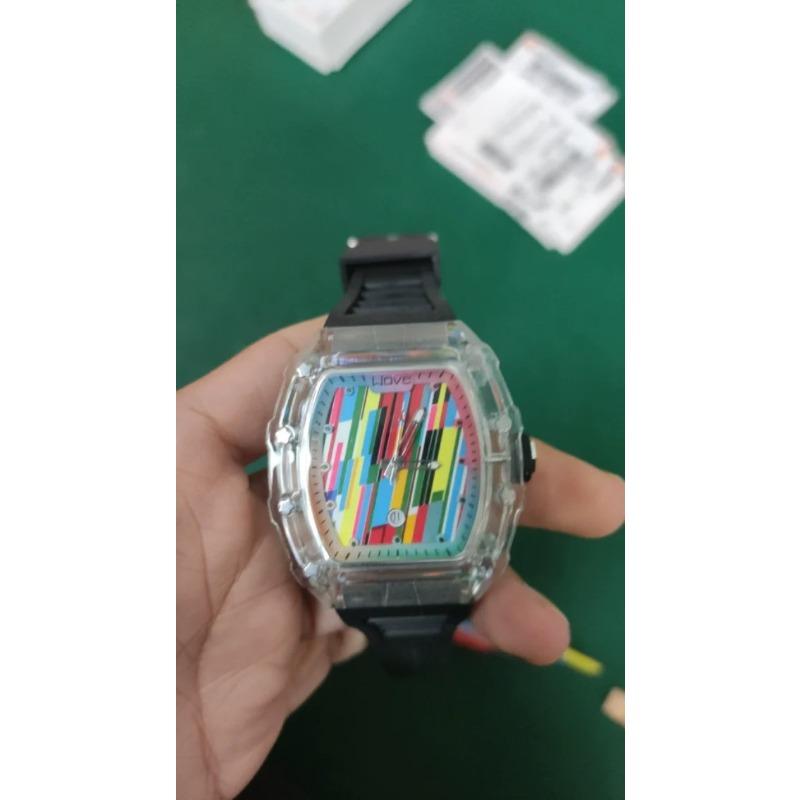 

Мужские часы Высокая красота Спорт Полностью автоматические Кварцевые часы Полые Граффити Люминесцентный Календарь Водонепроницаемые Мужские часы