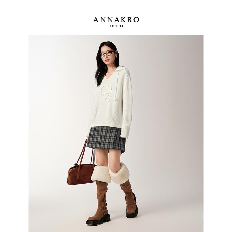 Jiu Zi Annacoco Women's Relaxed Embroidered Wool Knit Sweater