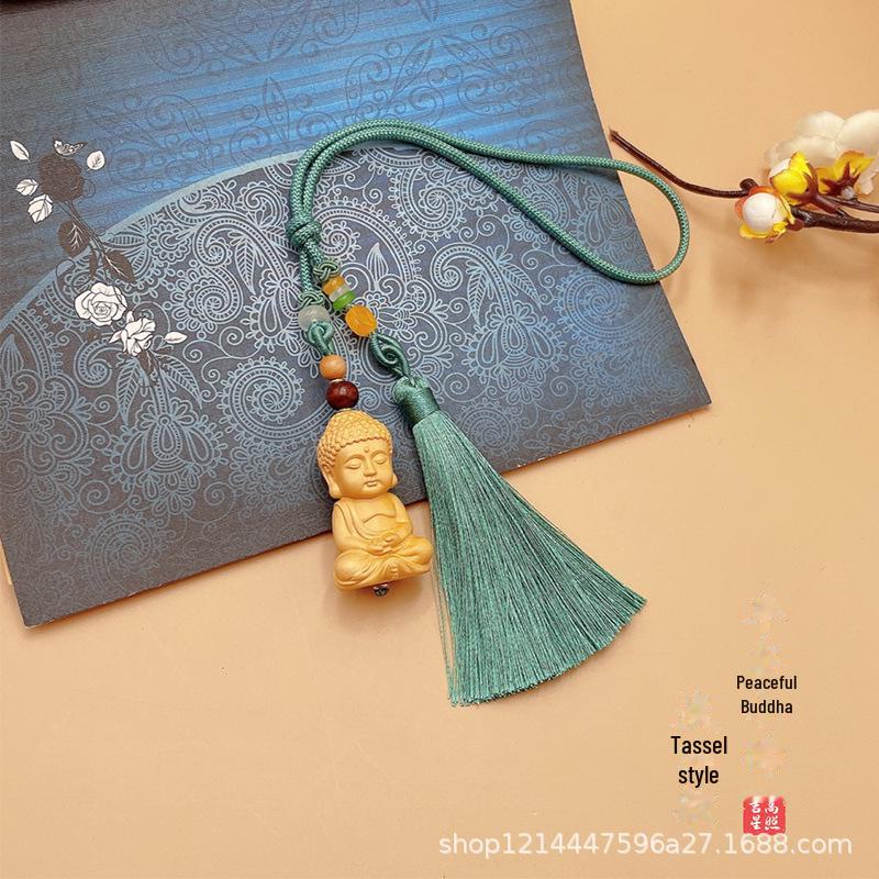"Boxwood Buddha Guanyin Car Pendant: Creative Rearview Mirror Accessory for Men and Women"