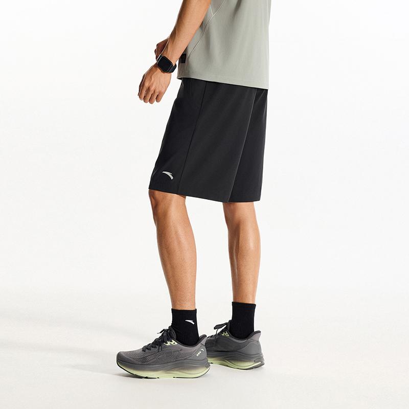 Anta Training Series Solid Color Logo Print Elastic Waist Straight Leg Sports Casual Woven Shorts Men Shorts Black 952627502-3