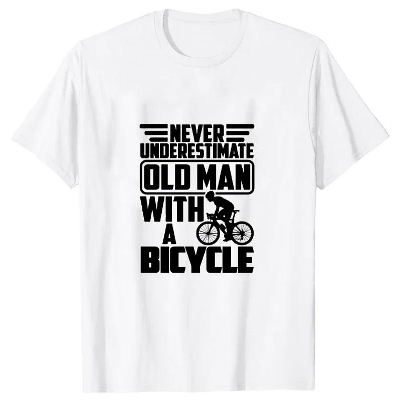 Pánské triko Nikdy nepodceňujte starého muže s potiskem na kole Trička Léto s krátkým rukávem ČERNÉ Tričko Trička Trička Oversize Košile