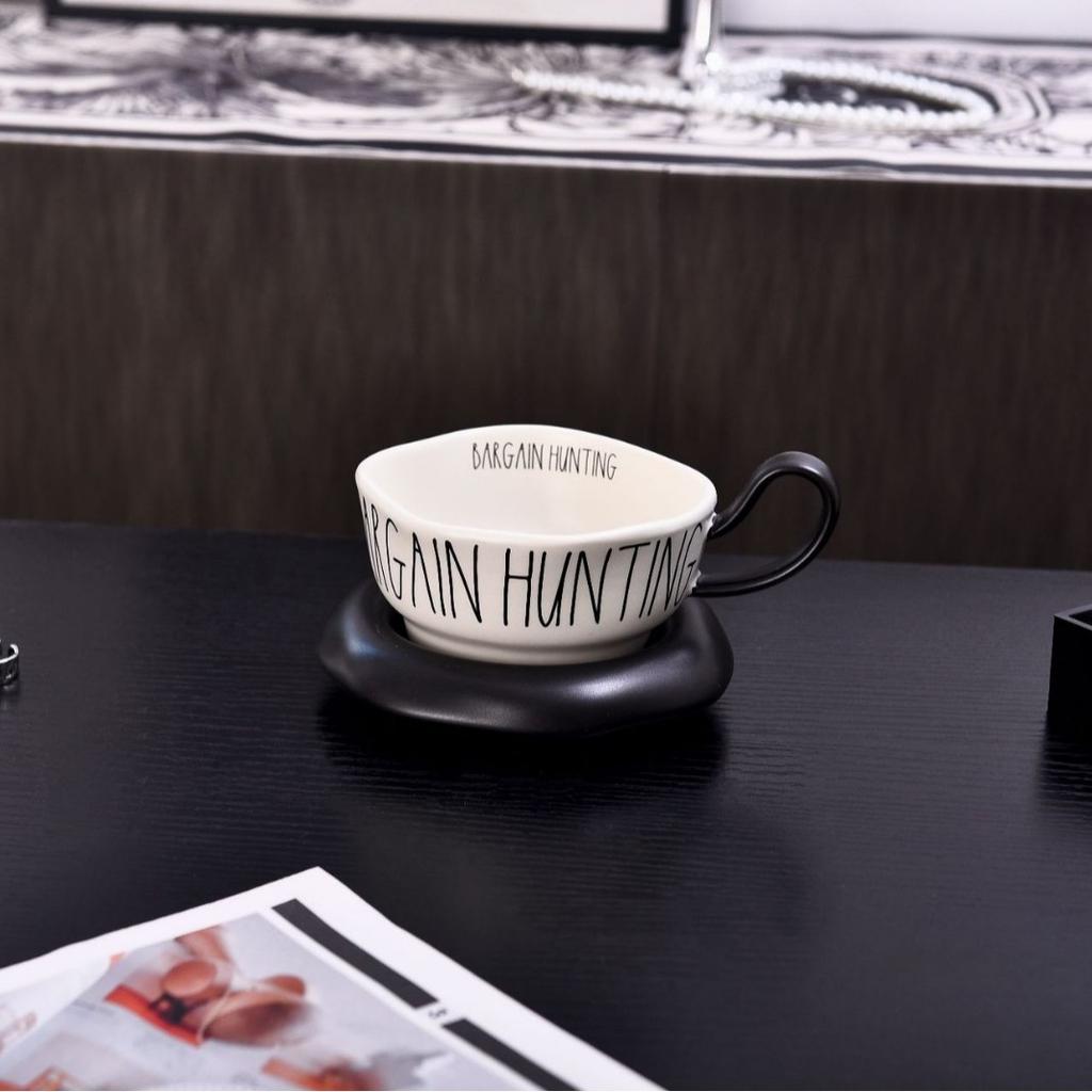 Creative European Ceramic Coffee Mug with Saucer Large Capacity Office Home Breakfast Cup for Milk Tea