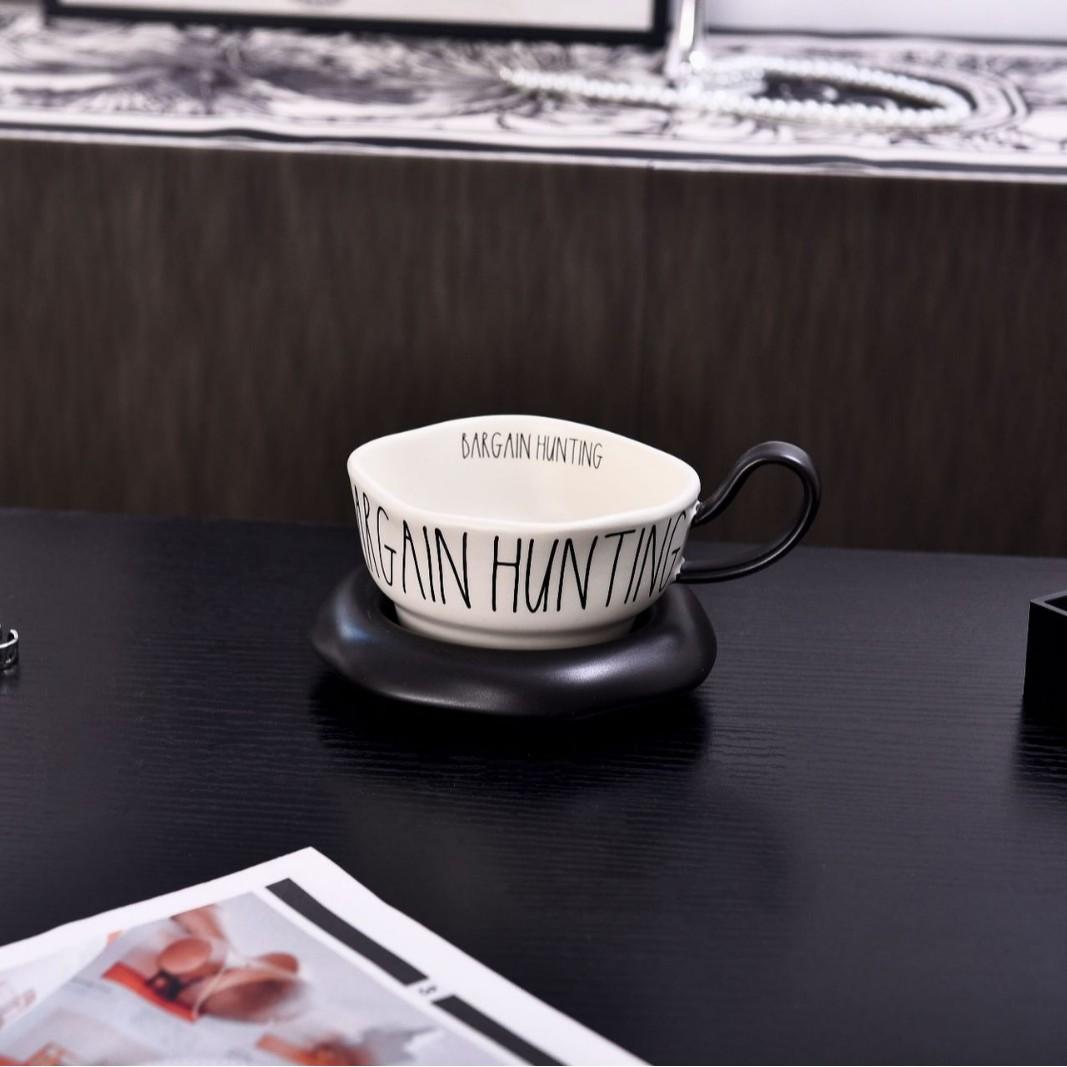 

Creative European Ceramic Coffee Mug with Saucer Large Capacity Office Home Breakfast Cup for Milk Tea 101-200ml чёрный